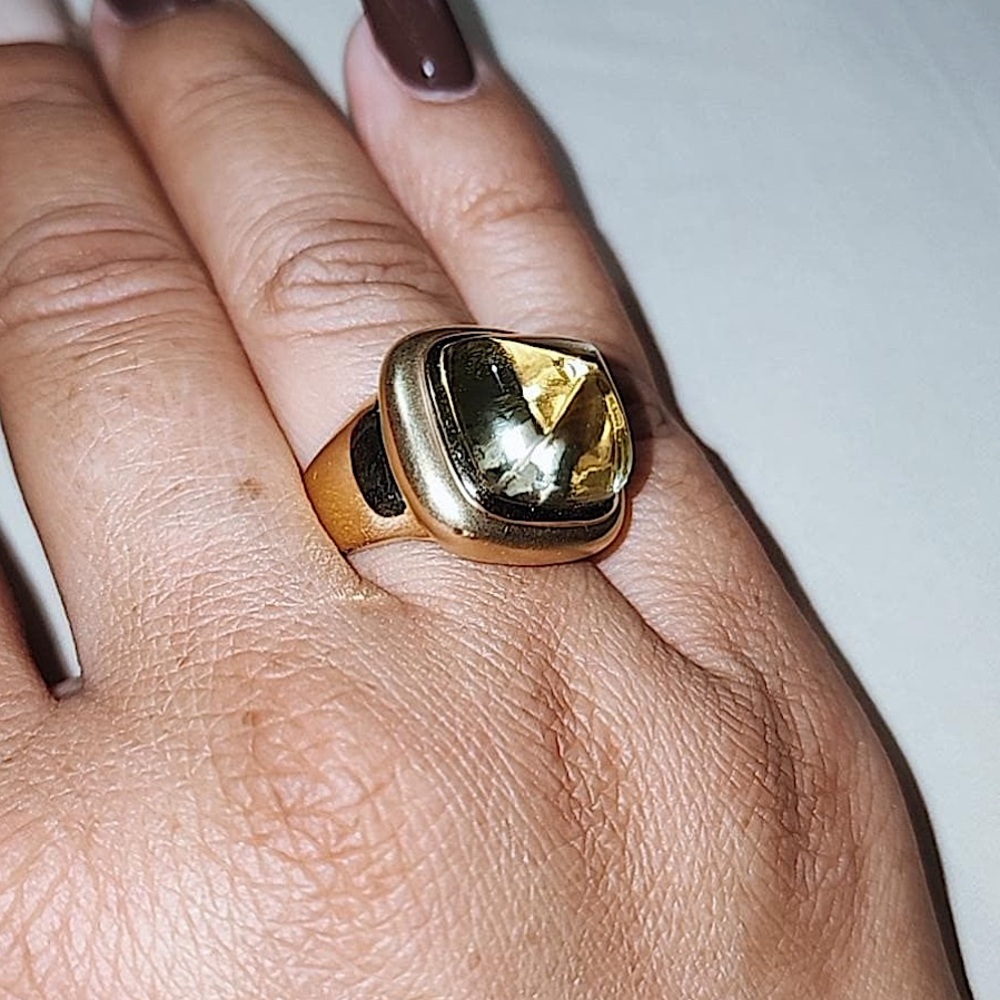 Massive solid gold and rare pale citrine sugarloaf cocktail Ring